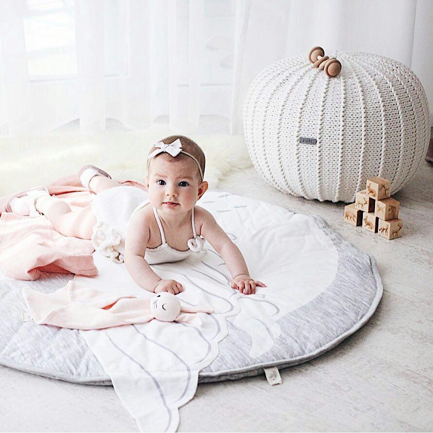 Medium knitted pouffe IVORY - Zuri House
