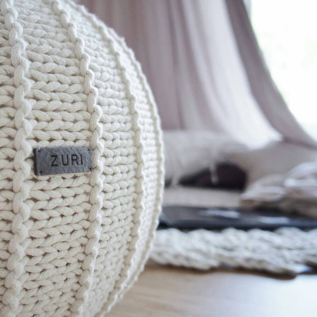 Medium knitted pouffe IVORY - Zuri House