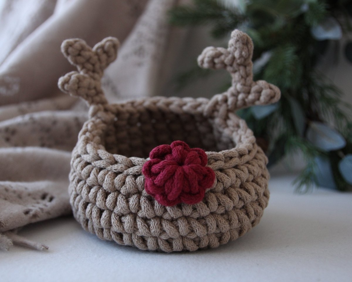 Reindeer basket | mocha - Zuri House