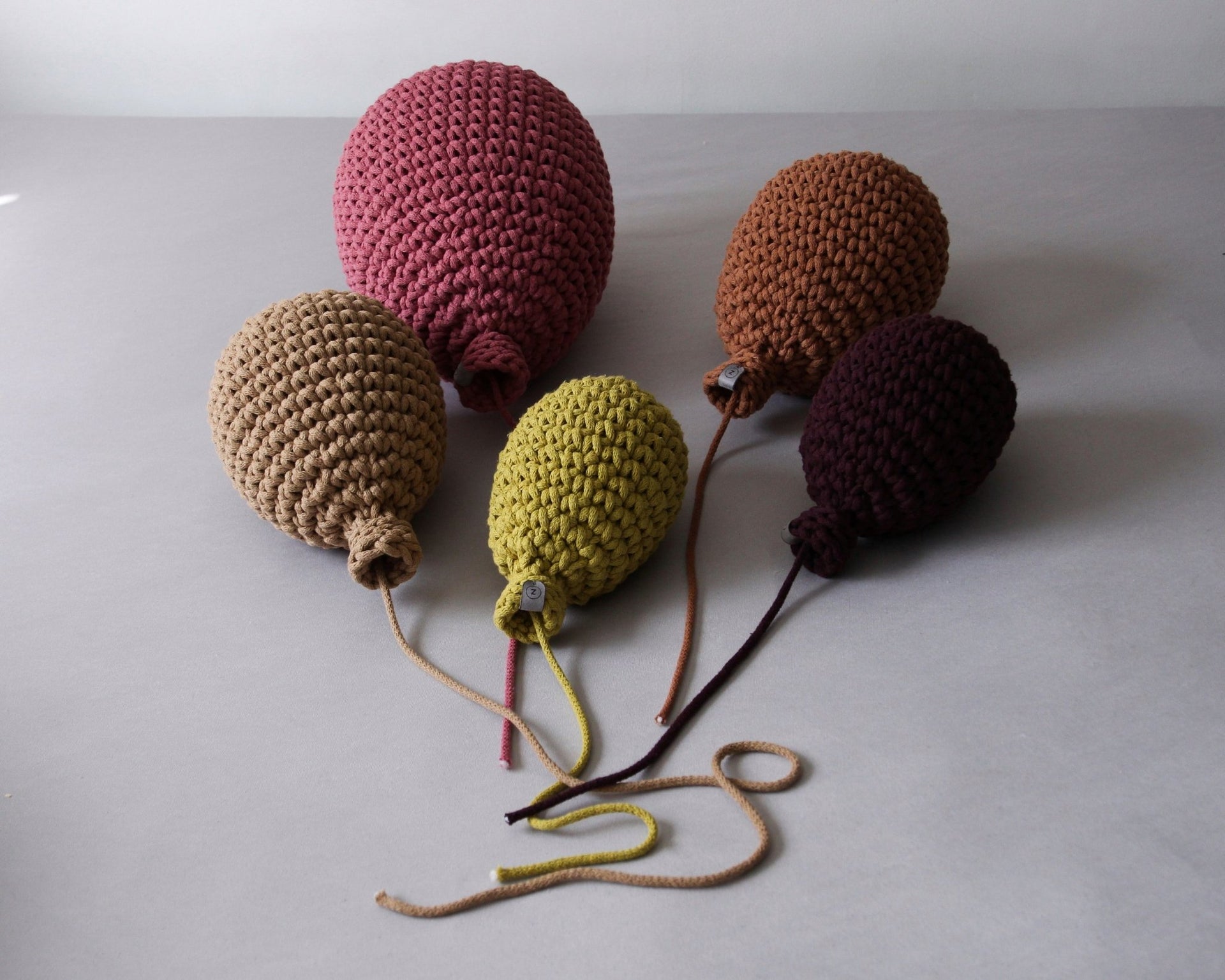 Set of 3 Happy Balloons (S+M+L) - Zuri House