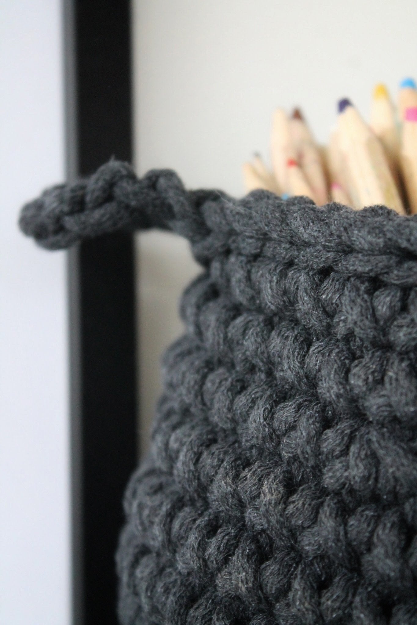Small basket CHARCOAL - Zuri House